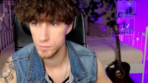 mark_caron online show from November 2025 03:36:02 PM