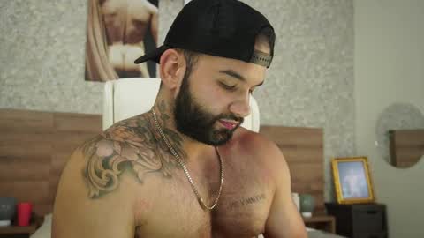 Mark online show from February 2025 01:25:02 AM