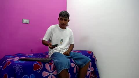 Snapshot of mark_latin18 chatting on February 2025 03:29:02 AM mark_latin18 online show from February 2025 03:29:02 AM