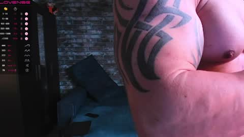 Snapshot of mark_normal chatting on April 2026 12:25:01 PM Mark online show from April 2026 12:25:01 PM