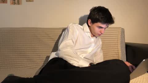 Mark online show from October 2025 11:33:02 AM