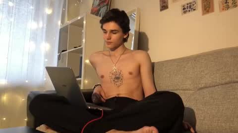 Mark online show from October 2025 12:30:01 PM