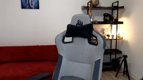 mark_shturman online show from February 2026 06:43:02 AM