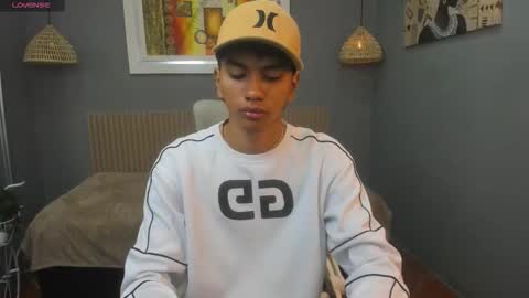 markbowie online show from September 2025 11:44:01 AM