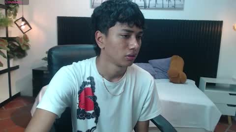 markbowie online show from November 2025 12:08:02 PM