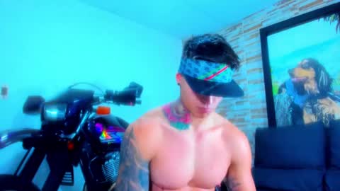 Sebastian online show from March 2025 04:41:01 AM