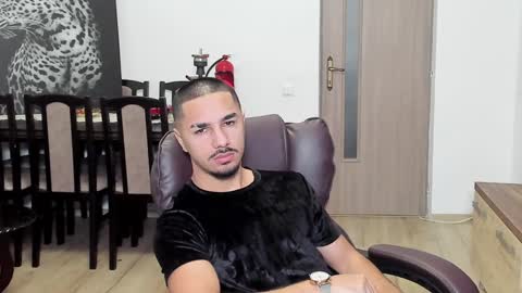 Snapshot of marktison chatting on December 2024 06:10:02 AM Tison online show from December 2024 06:10:02 AM