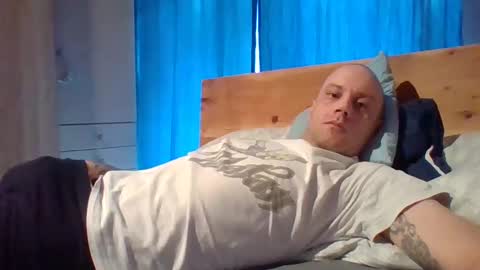 markus_7 online show from February 2025 11:44:02 AM