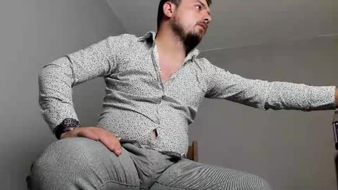 MARK online show from October 2025 08:39:02 PM