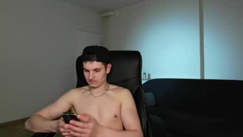 Snapshot of markymark_k chatting on April 2026 07:58:02 PM Marky mark online show from April 2026 07:58:02 PM