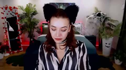 MarlaDewis online show from October 2025 12:33:01 PM