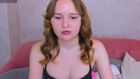 Emmaa online show from May 2026 01:21:02 AM
