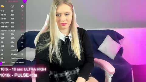 Snapshot of marmel199 chatting on February 2025 05:15:02 AM Liza online show from February 2025 05:15:02 AM