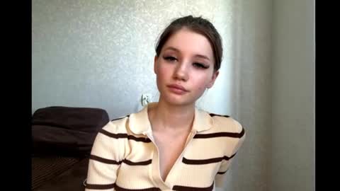 Chrissy online show from August 2026 06:16:02 AM