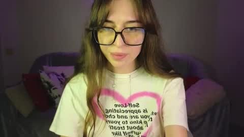 Snapshot of maroonaaa chatting on January 2026 05:27:02 PM Mary online show from January 2026 05:27:02 PM