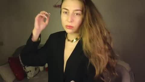 Snapshot of maroonaaa chatting on January 2026 04:09:01 PM Mary online show from January 2026 04:09:01 PM