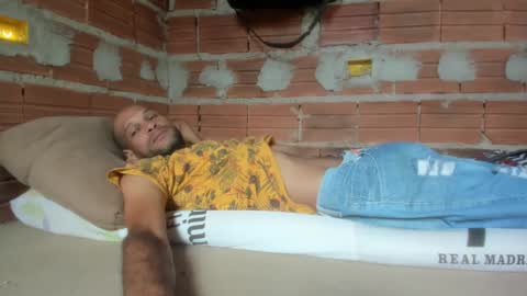 Snapshot of marqtycus chatting on January 2025 12:21:01 PM MAX online show from January 2025 12:21:01 PM