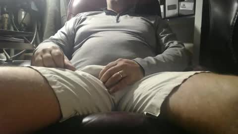 Snapshot of marrieddad19751975 chatting on April 2026 07:06:01 AM only fans marrieddad19751975 online show from April 2026 07:06:01 AM