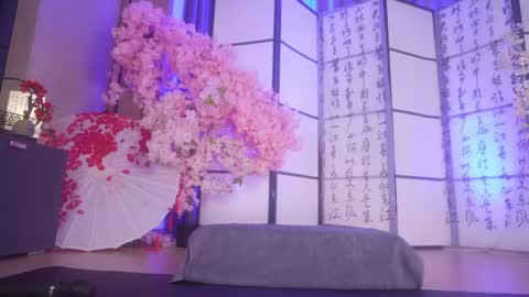 Mary online show from May 2026 03:23:01 AM
