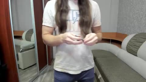 Alan online show from October 2025 08:42:02 PM