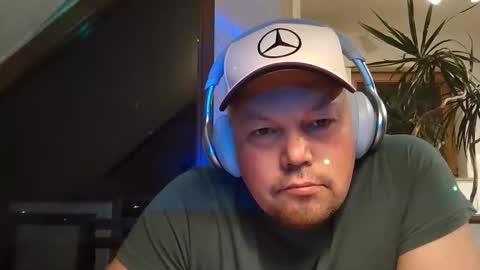 mars0481 online show from November 2025 09:06:01 PM