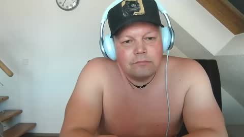 mars0481 online show from May 2026 01:37:01 PM