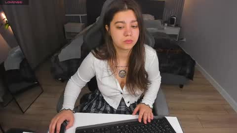 Snapshot of marsha_morris chatting on June 2026 01:28:02 AM Trisha online show from June 2026 01:28:02 AM
