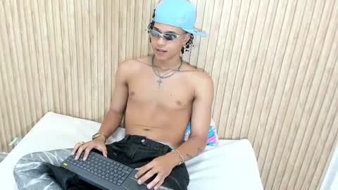 MARSHALL online show from October 2025 01:50:01 PM