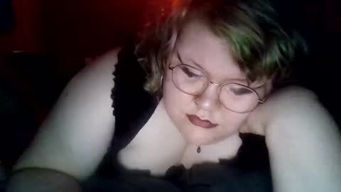 Snapshot of marshallmarx517 chatting on April 2026 02:48:02 AM marshallmarx517 online show from April 2026 02:48:02 AM