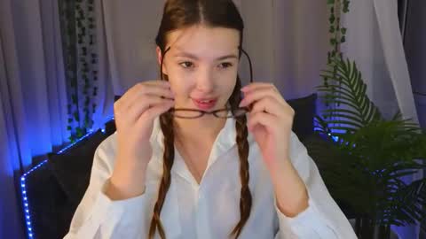 Snapshot of marshmelany chatting on October 2025 01:30:02 AM marshmelany online show from October 2025 01:30:02 AM