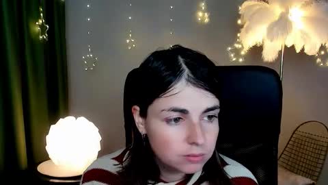 martaedams online show from December 2025 06:19:01 AM