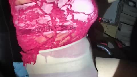 Snapshot of martamoontrans chatting on October 2025 02:45:02 AM martamoontrans online show from October 2025 02:45:02 AM