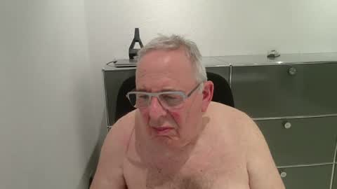Snapshot of martin_1947 chatting on July 2026 11:11:01 PM martin_1947 online show from July 2026 11:11:01 PM