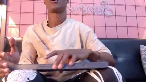 Martin online show from February 2026 01:22:02 AM