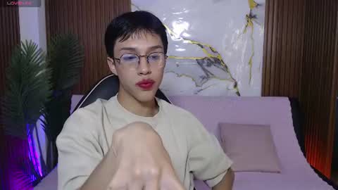 martin_tay online show from July 2026 07:19:02 PM