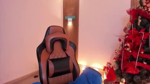   MARTINA   online show from December 2025 12:45:01 PM