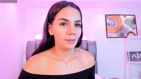 Martina online show from November 2025 11:54:01 AM