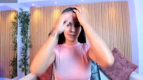 Martina online show from November 2025 12:31:02 PM