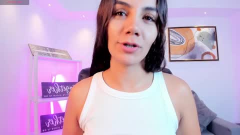 Snapshot of martina_mancinii chatting on May 2026 02:58:02 PM Martina online show from May 2026 02:58:02 PM