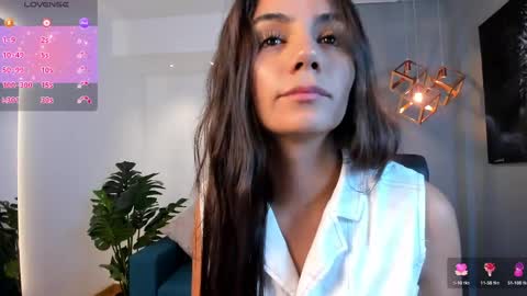 Snapshot of martina_mancinii chatting on May 2026 01:51:02 PM Martina online show from May 2026 01:51:02 PM