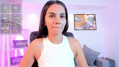 Snapshot of martina_mancinii chatting on May 2026 12:01:01 PM Martina online show from May 2026 12:01:01 PM