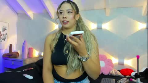 Snapshot of martina_miiller chatting on June 2026 12:08:02 PM martina mIIler online show from June 2026 12:08:02 PM
