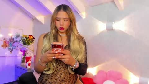 Snapshot of martina_miiller chatting on June 2026 08:14:02 PM martina mIIler online show from June 2026 08:14:02 PM