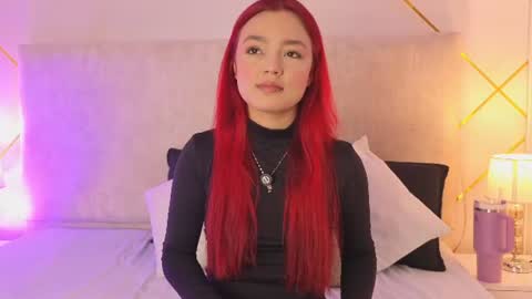 Martina  online show from June 2026 07:33:01 PM