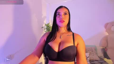 Snapshot of martinabianchi chatting on December 2024 09:20:02 PM martina Bianchi online show from December 2024 09:20:02 PM