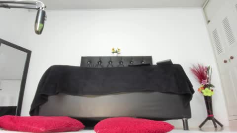 Martina online show from May 2026 12:07:01 AM