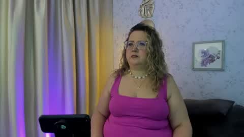 Martina Caicedo online show from June 2026 09:58:01 AM