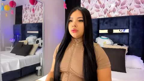 Martina Garcia online show from June 2026 07:04:01 PM