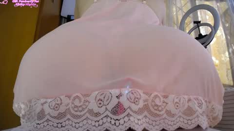 Snapshot of martiniella chatting on May 2026 09:32:01 PM Antonella Martini online show from May 2026 09:32:01 PM