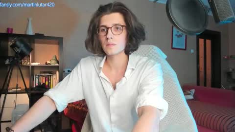 Snapshot of martinlutar420 chatting on November 2025 05:12:01 PM Daddy Marty online show from November 2025 05:12:01 PM